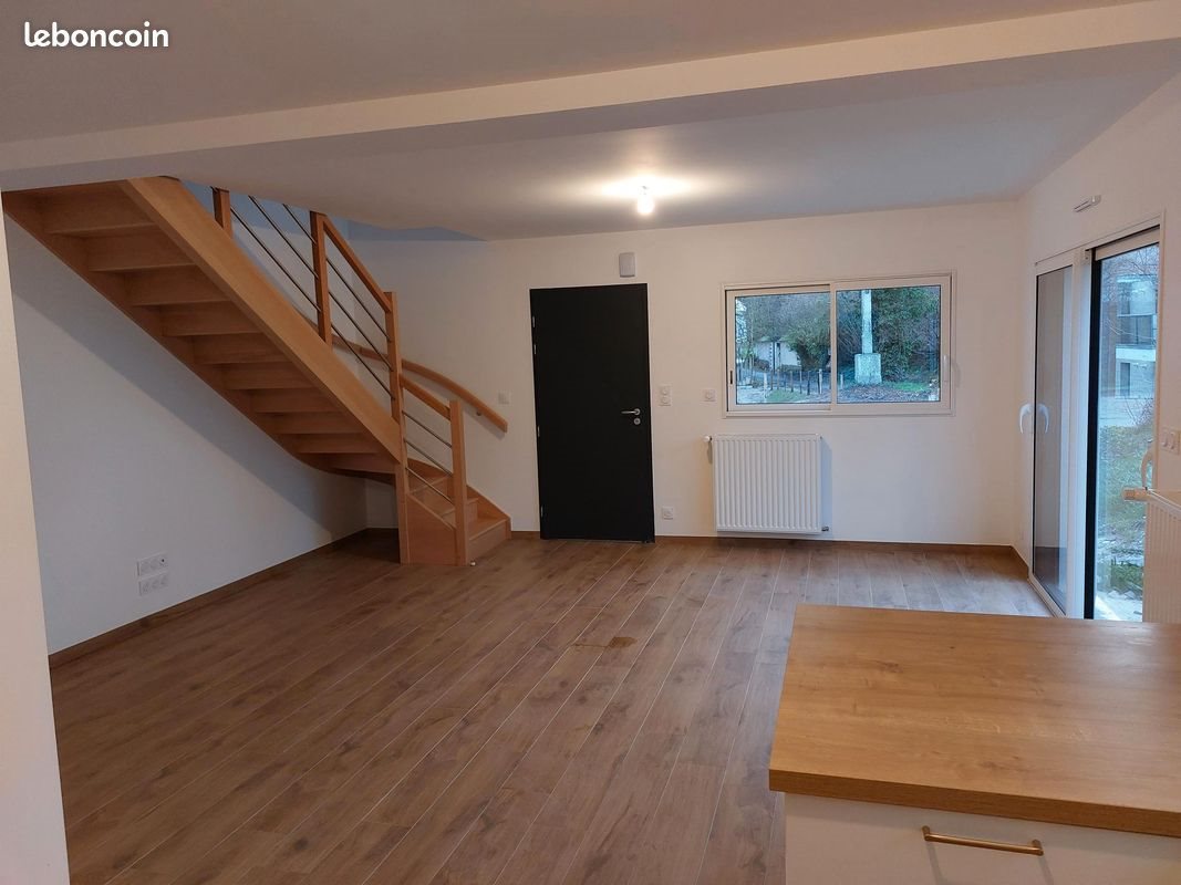 Appartement à louer, 70m², Vezin-le-Coquet