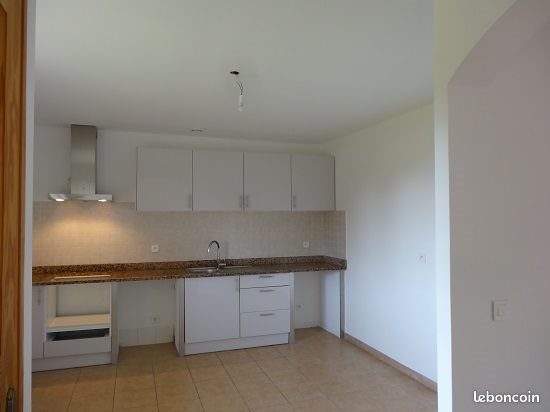 Appartement à louer, 65m², Penta-di-Casinca