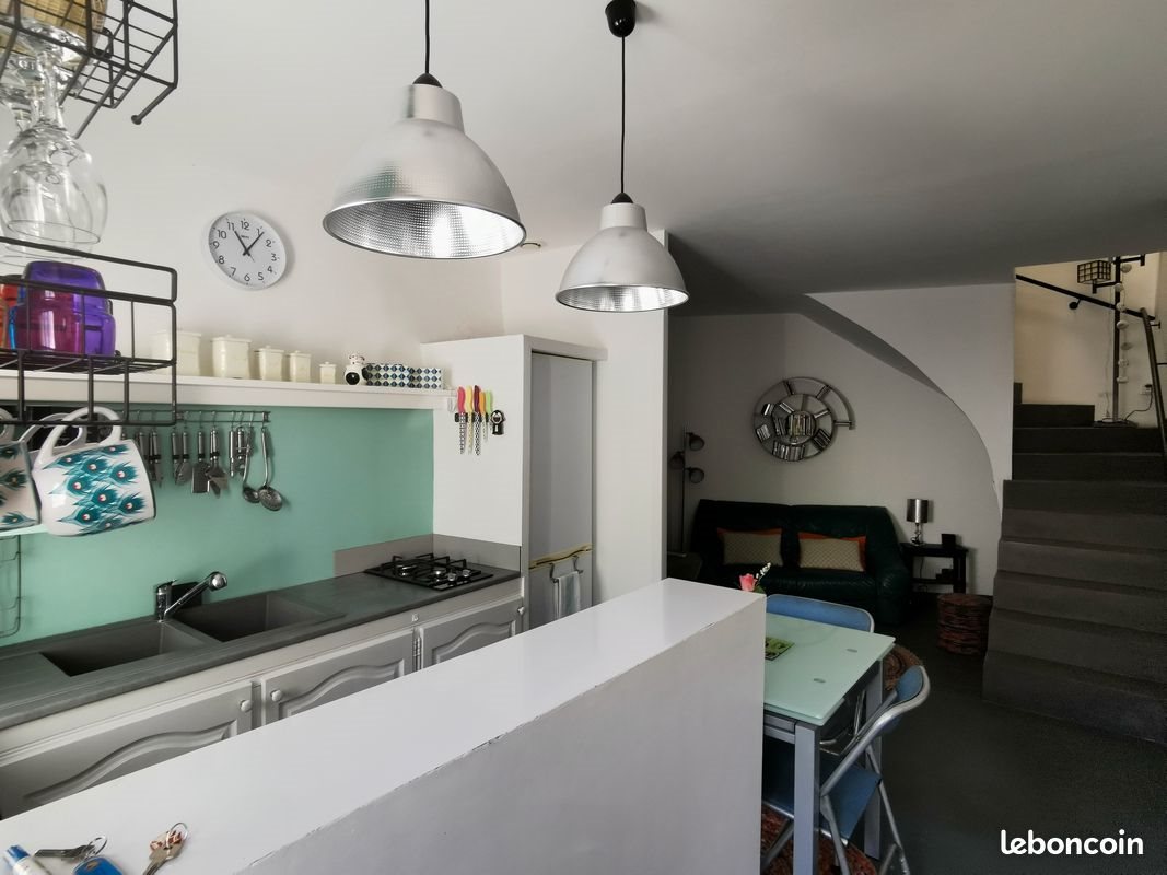 Maison à louer, 42m², Roubia