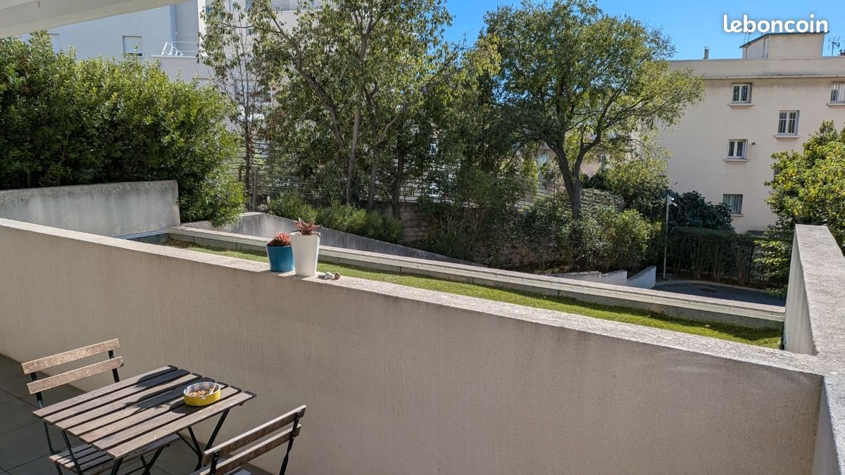 Appartement à louer, 65m², Marseille 4ème