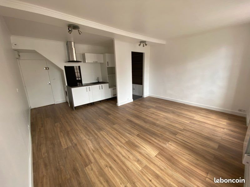 Appartement à louer, 49m², Epernon