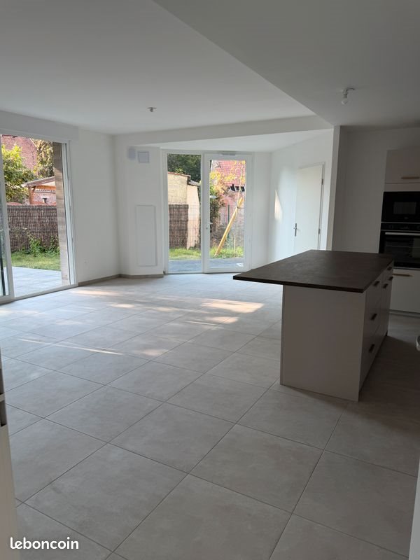 Appartement à louer, 100m², Wahagnies