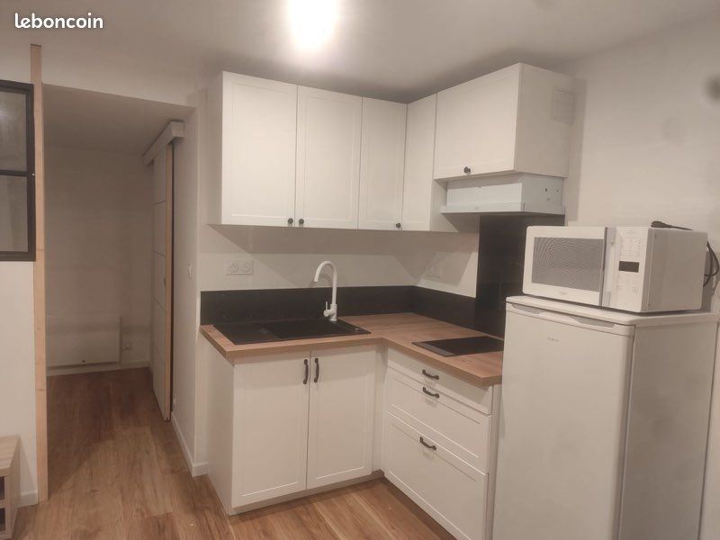 Appartement à louer, 24m², Laissac