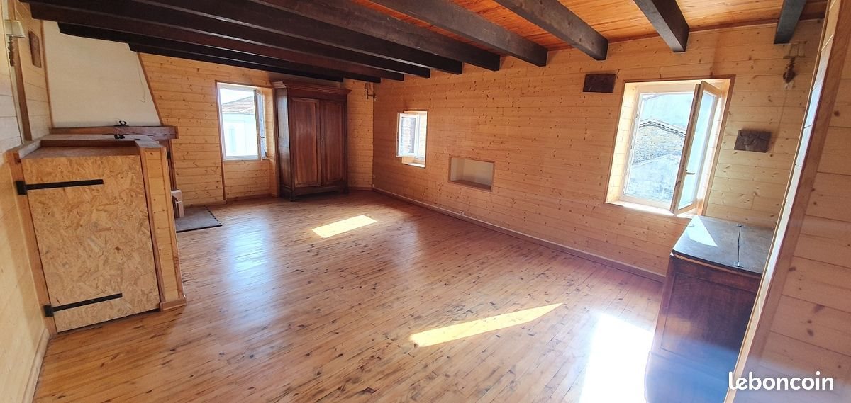 Maison à louer, 159m², Les Mages