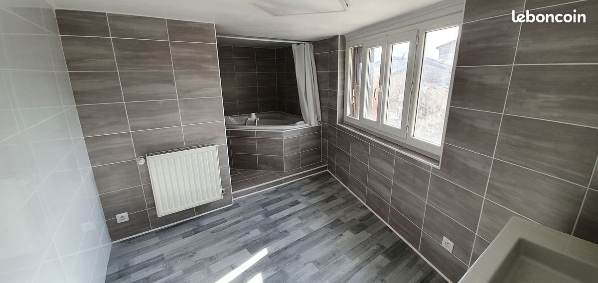 Maison à louer, 159m², Les Mages