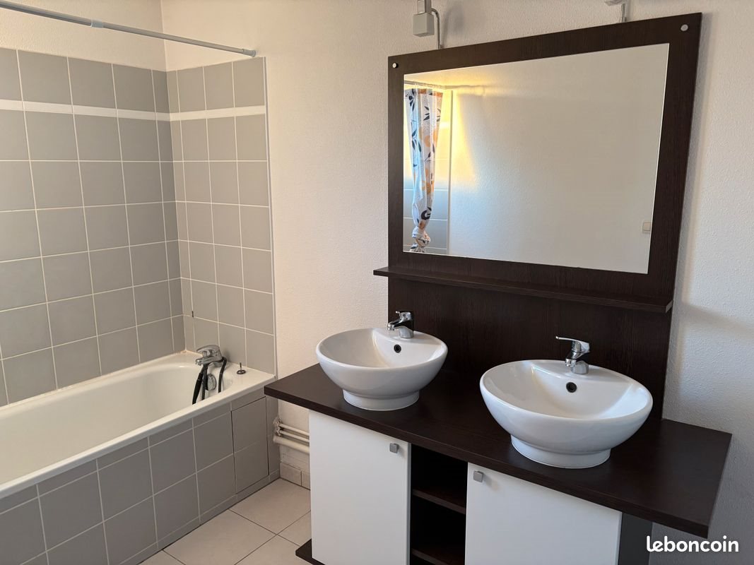 Maison à louer, 80m², Chauray
