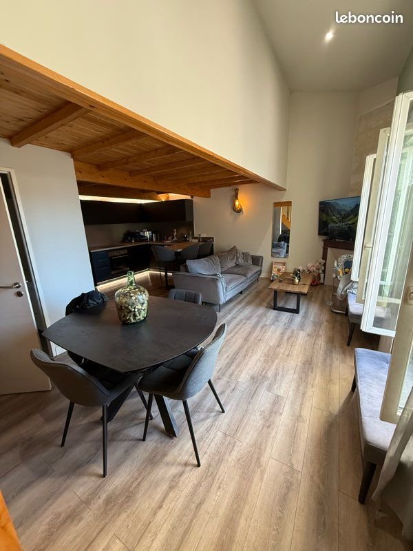 Appartement à louer, 62m², Bordeaux