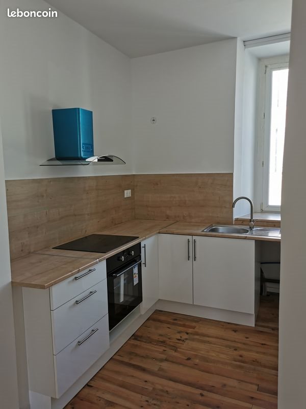 Appartement à louer, 80m², Saint-Paul-de-Jarrat