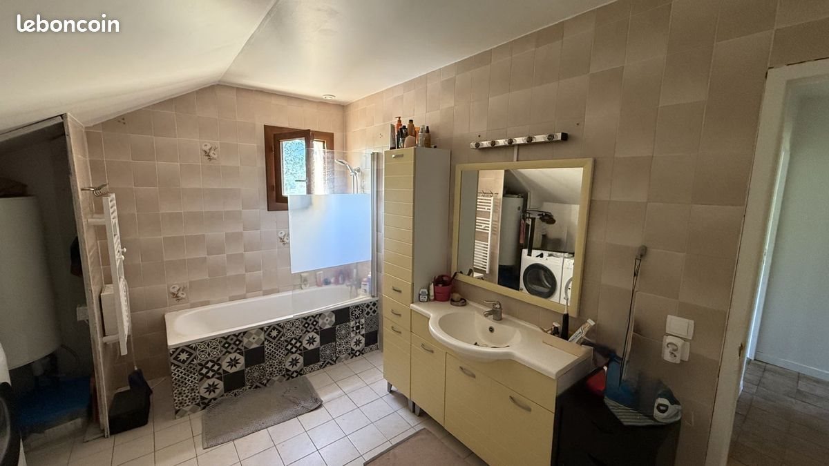 Maison à louer, 120m², Cusy