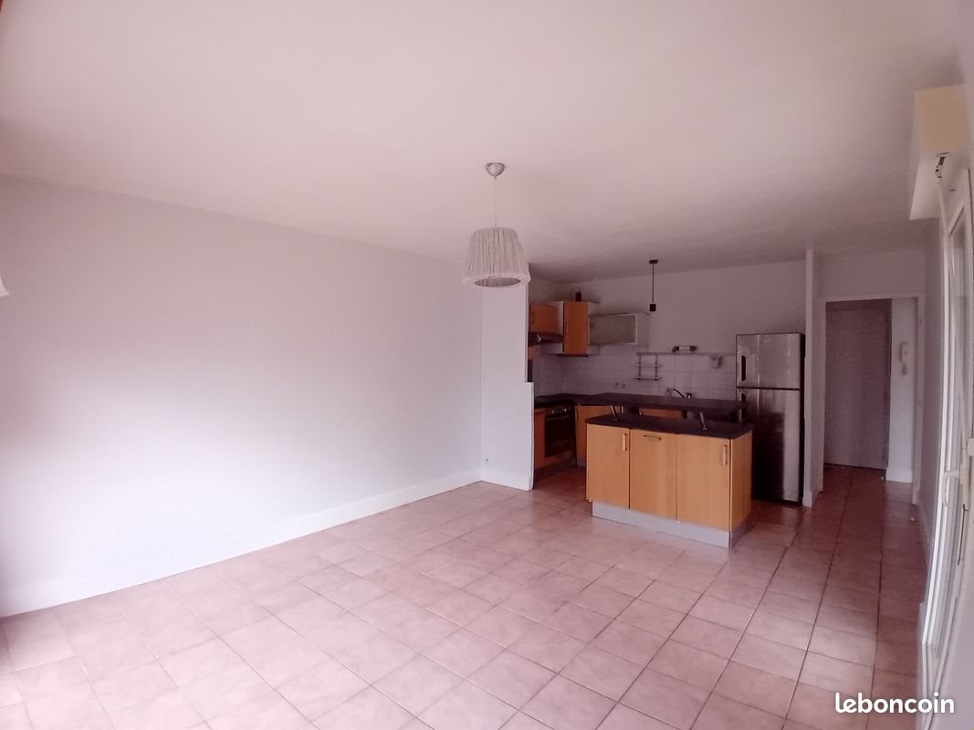Appartement à louer, 50m², Talence