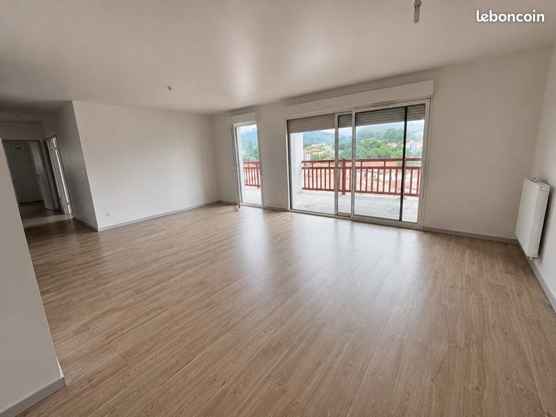 Appartement à louer, 87m², Urrugne