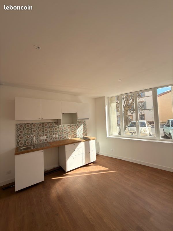 Appartement à louer, 30m², Issoire