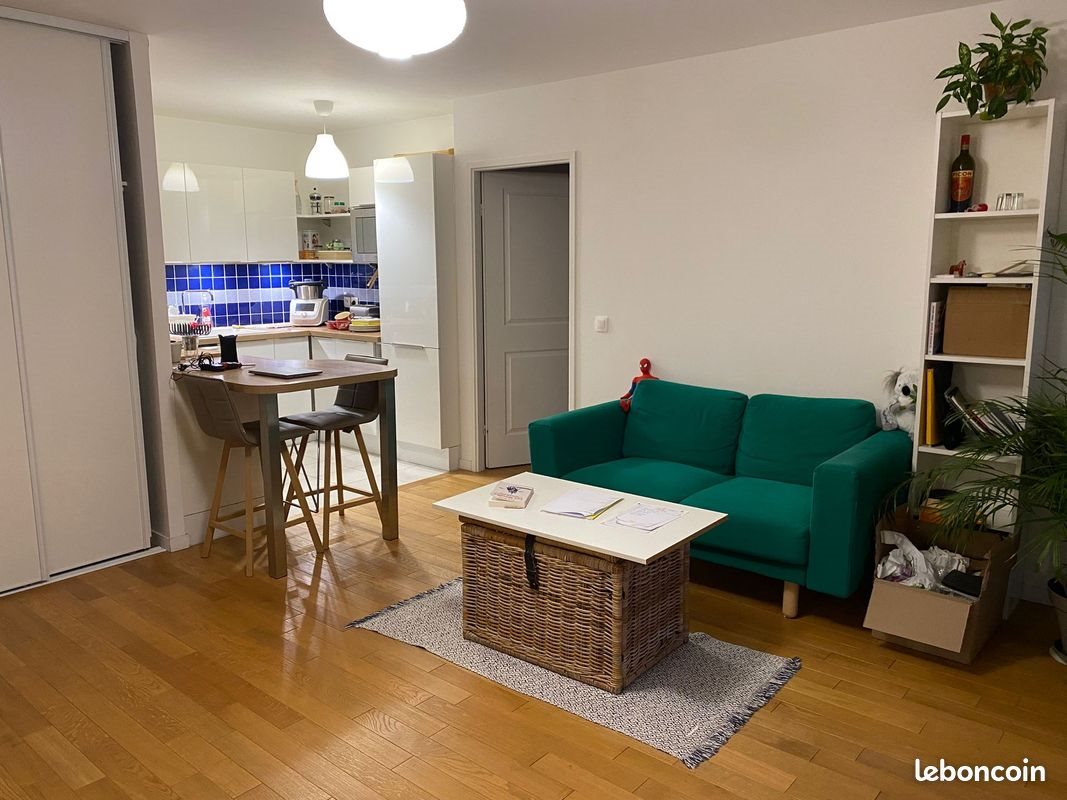 Appartement à louer, 48m², Suresnes