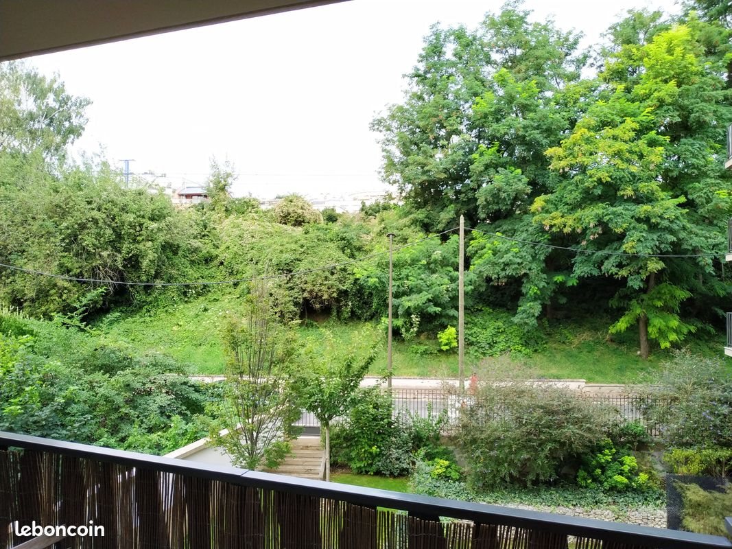 Appartement à louer, 48m², Suresnes