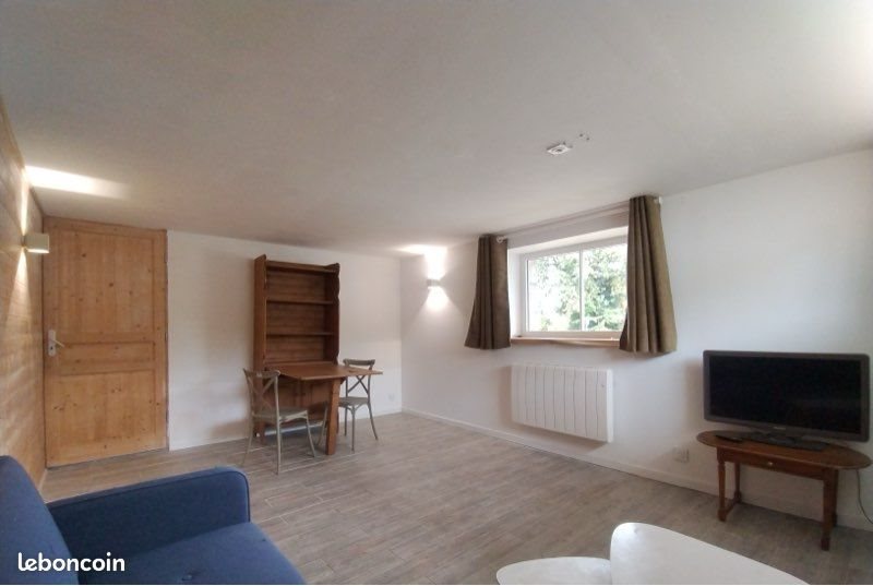 Appartement à louer, 34m², Theix