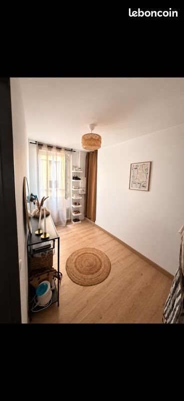 Appartement à louer, 62m², Nîmes