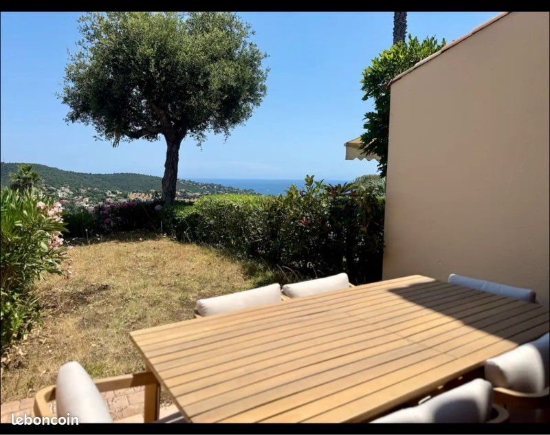 Maison à louer, 30m², Roquebrune-sur-Argens