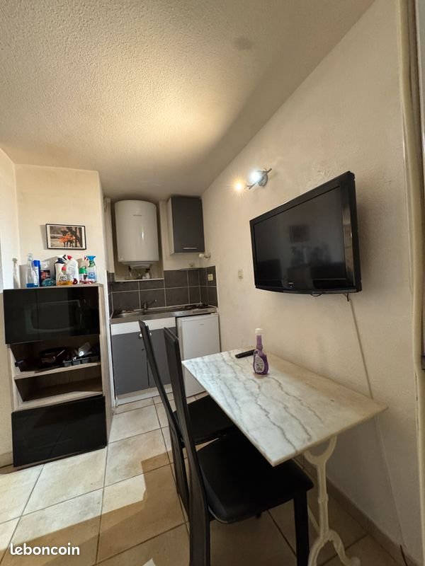 Appartement à louer, 12m², Aigues-Mortes