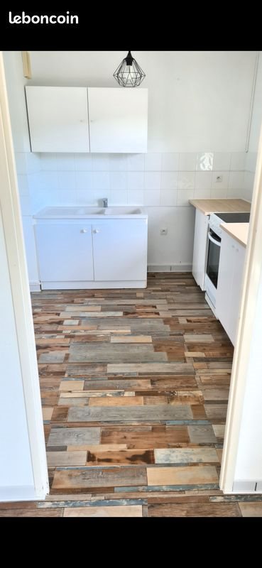 Appartement à louer, 47m², Pujols