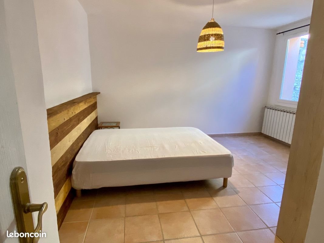 Appartement à louer, 70m², Lunel