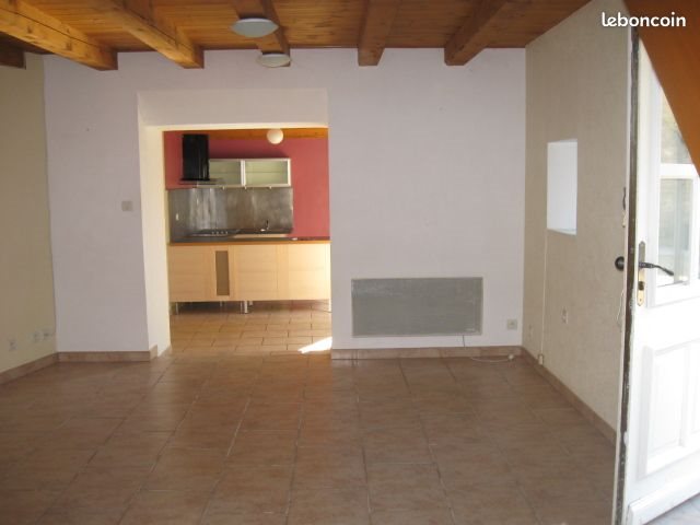 Maison à louer, 80m², Montoison