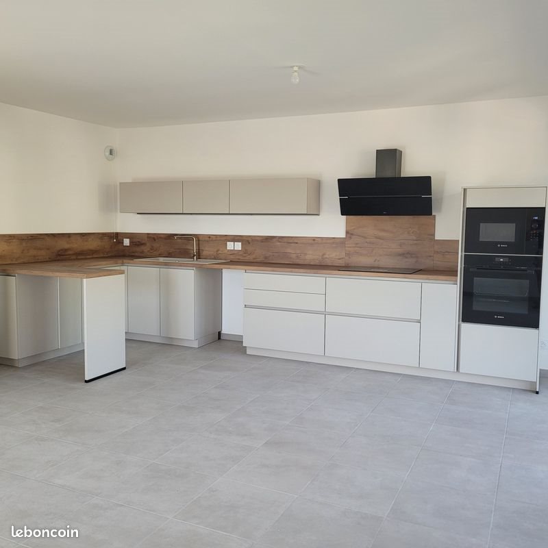 Appartement à louer, 72m², Seyssel