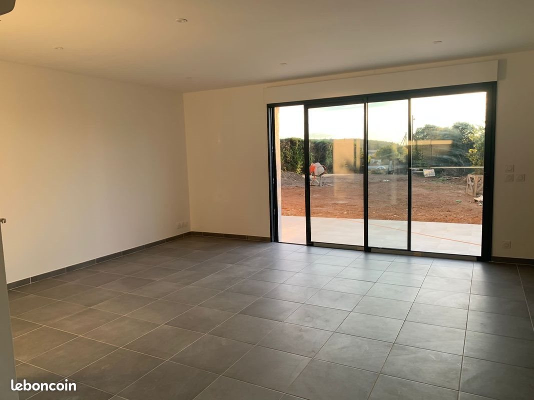 Maison à louer, 75m², Meyreuil