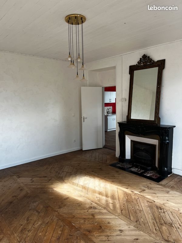 Appartement à louer, 85m², Saugues