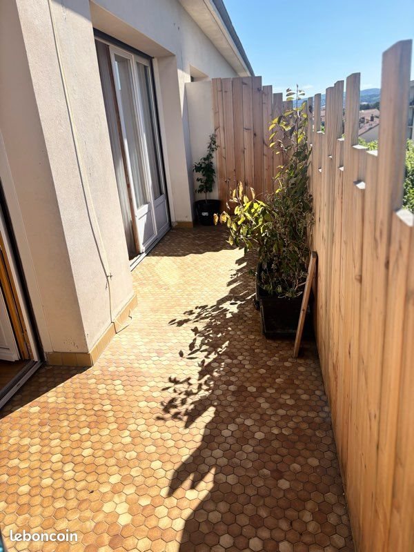 Appartement à louer, 77m², Valence