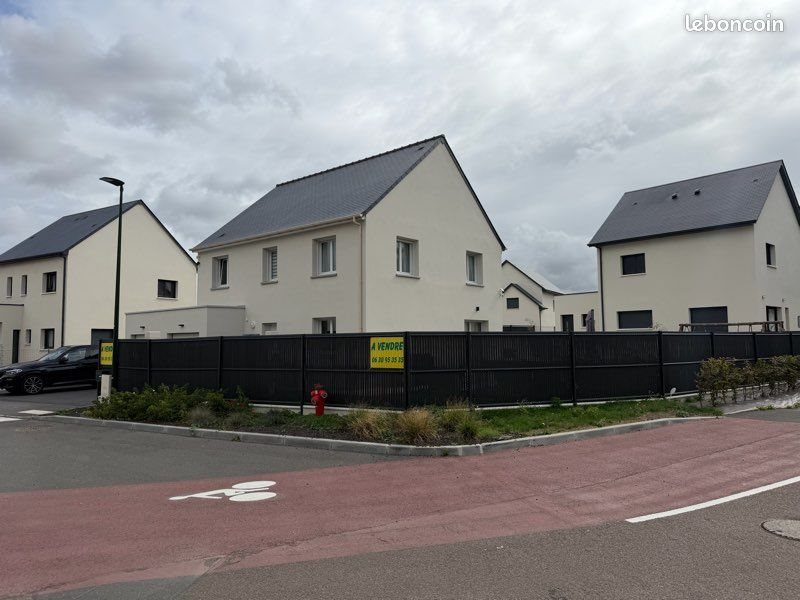 Maison à vendre, 123m², Castine-en-Plaine