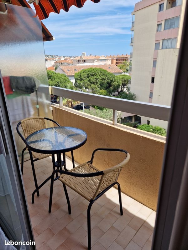 Appartement à louer, 18m², Fréjus