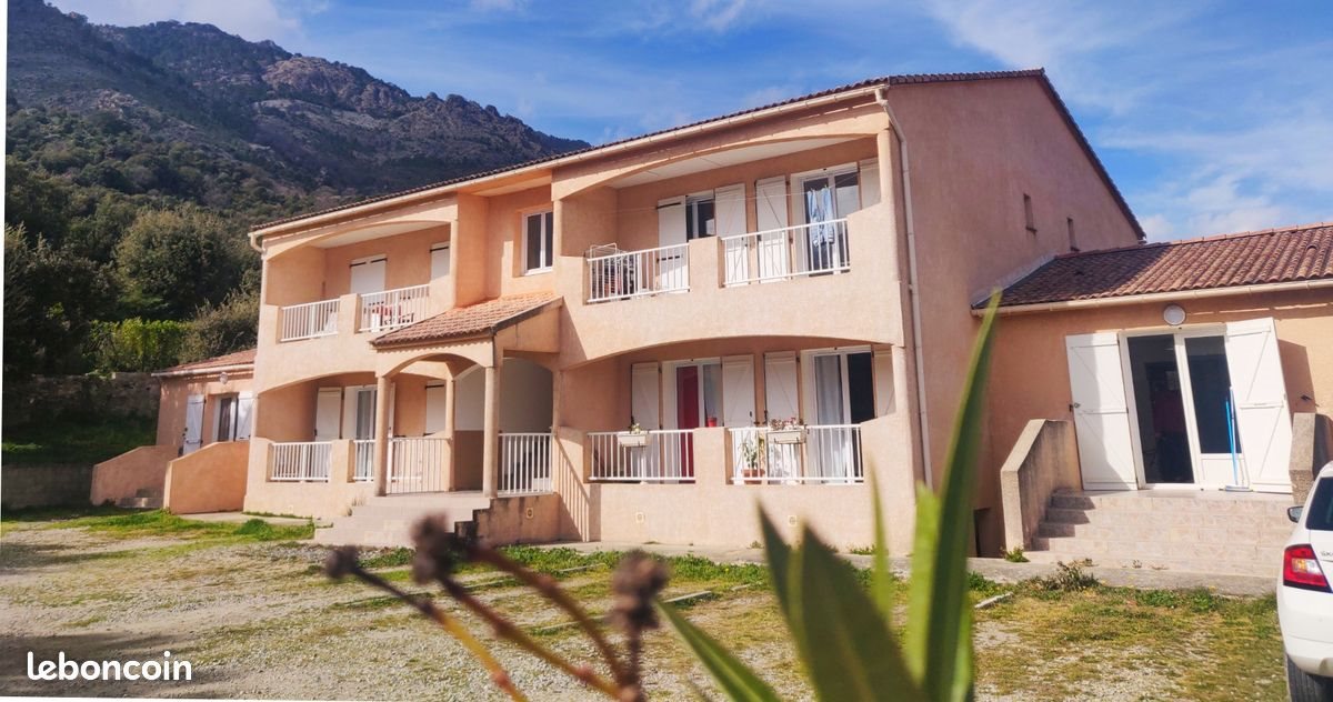 Appartement à louer, 78m², Corte