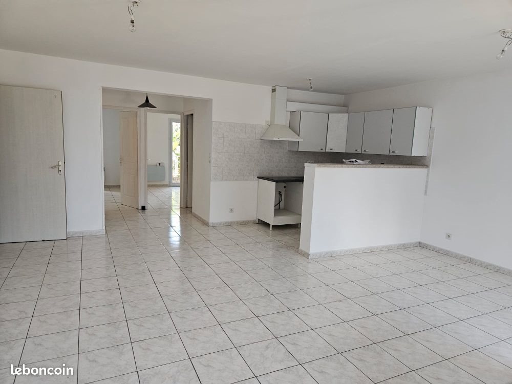 Appartement à louer, 78m², Corte