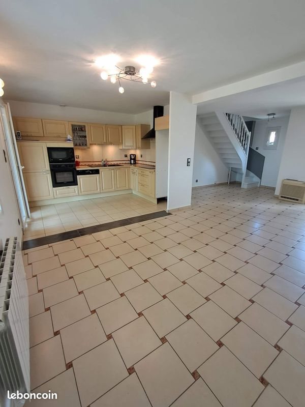 Maison à louer, 93m², Roézé-sur-Sarthe