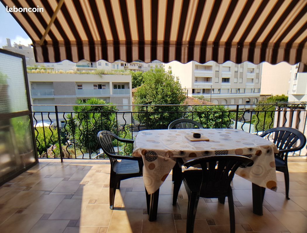 Appartement à louer, 19m², Antibes