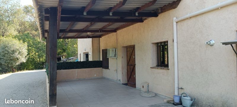 Appartement à louer, 33m², La Roquette-sur-Siagne