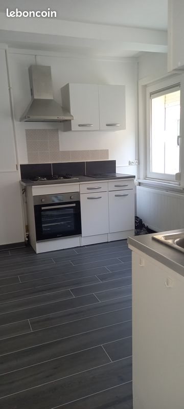 Maison à louer, 90m², Solesmes