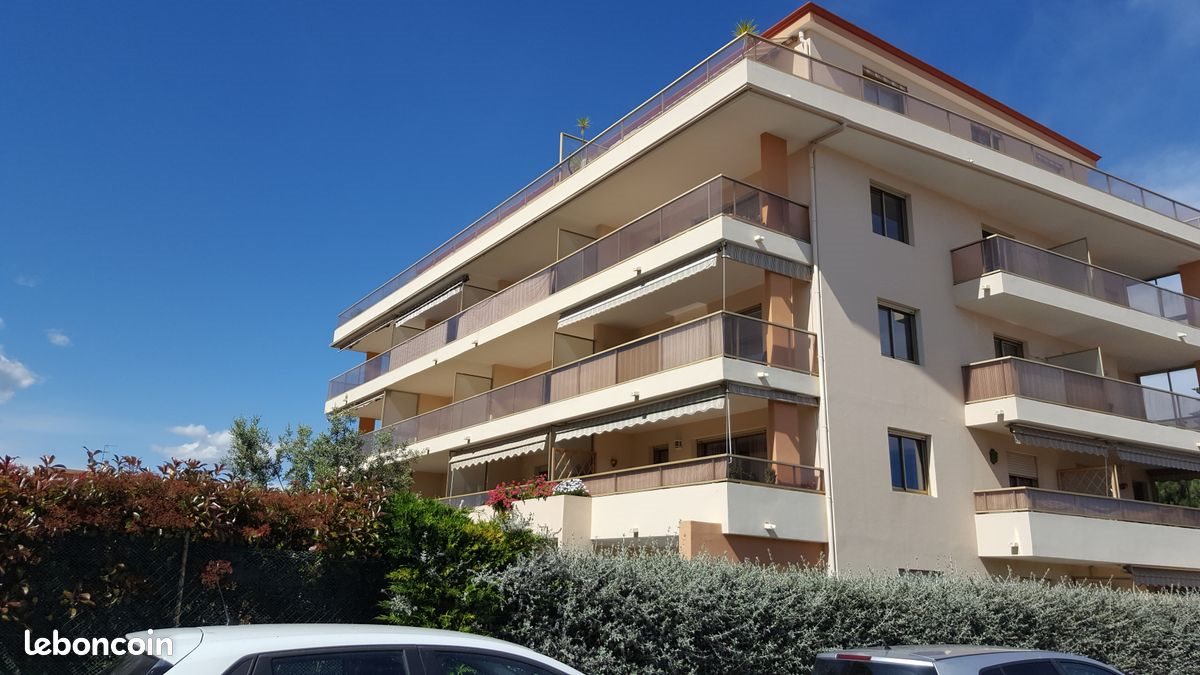 Appartement à louer, 47m², Saint-Laurent-du-Var