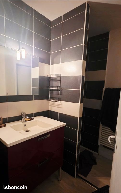Appartement à louer, 76m², Objat