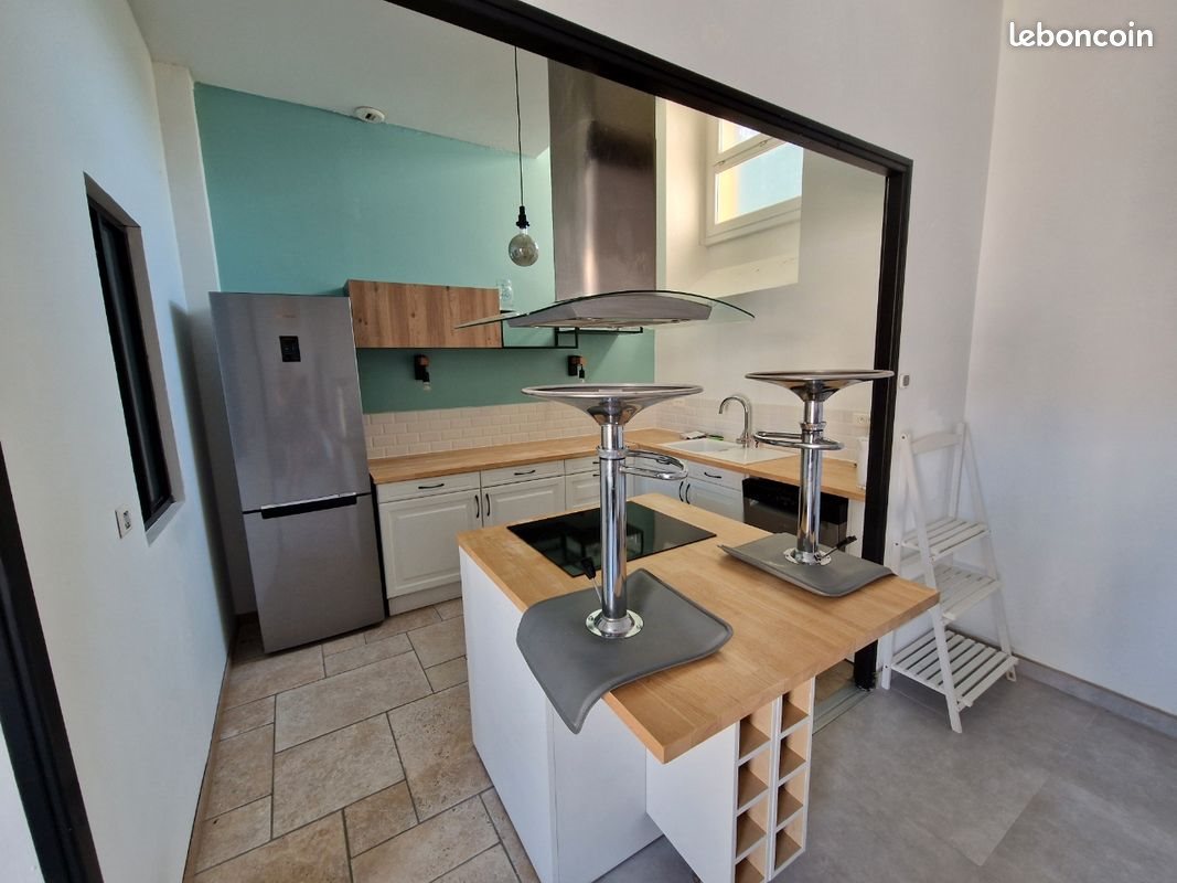 Appartement à louer, 84m², Condom
