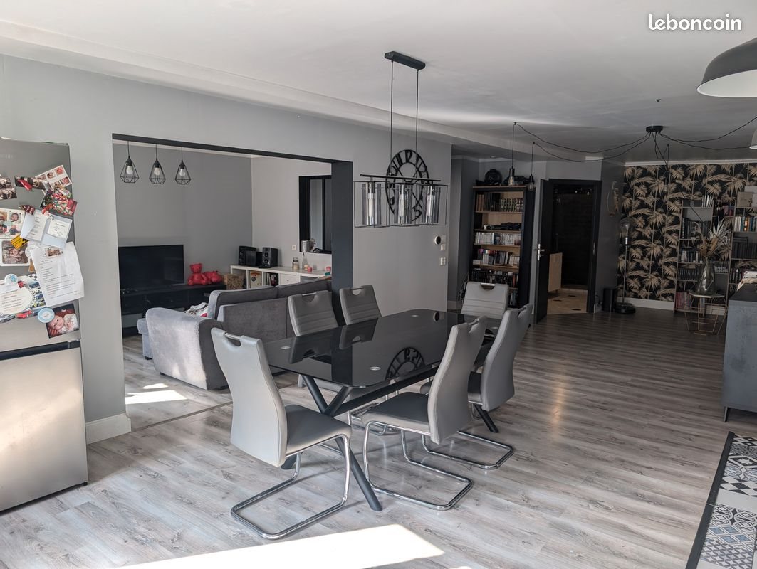 Appartement à louer, 110m², Bayon