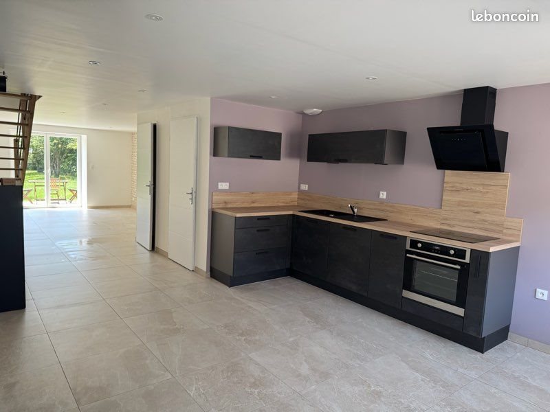 Maison à louer, 103m², Champsevraine