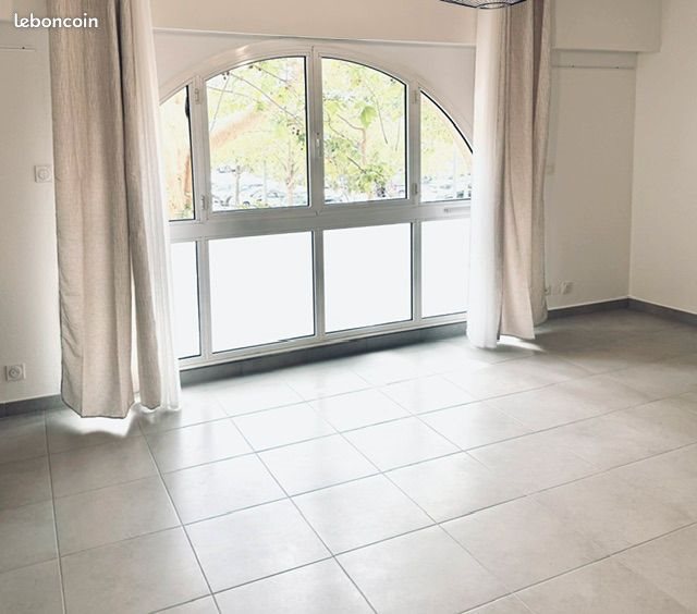 Appartement à louer, 30m², Arles