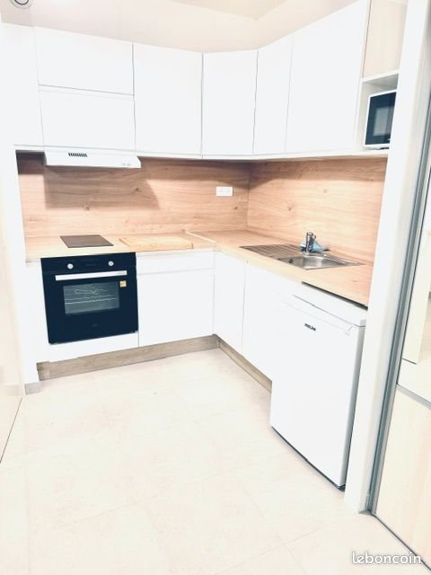 Appartement à louer, 30m², Arles