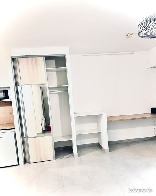 Appartement à louer, 30m², Arles