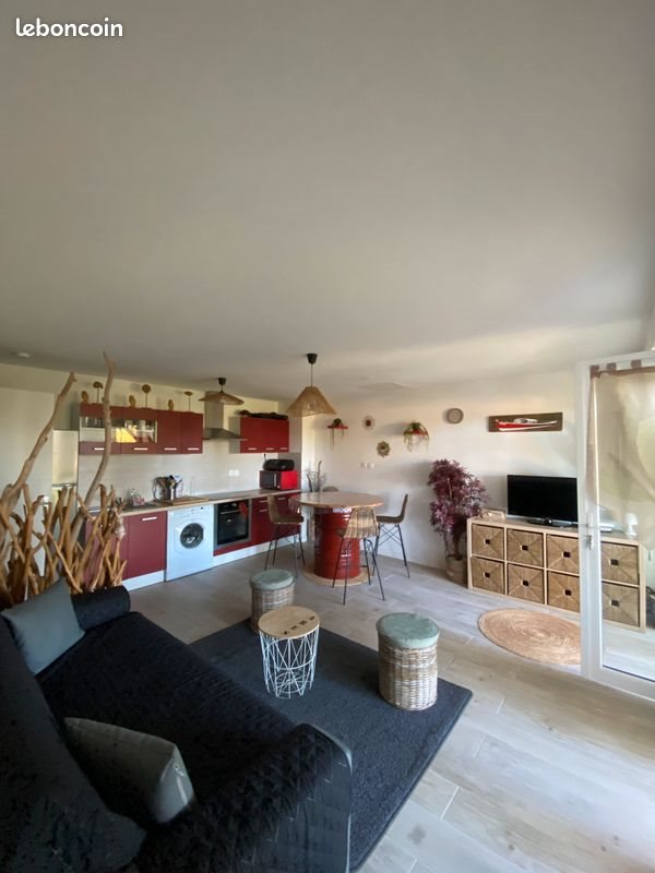 Appartement à louer, 42m², Arès