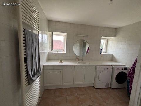 Appartement à louer, 140m², Larians-et-Munans