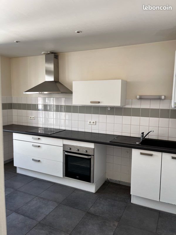 Appartement à vendre, 100m², Lourdes