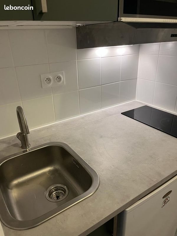 Appartement à louer, 18m², Paris 11ème