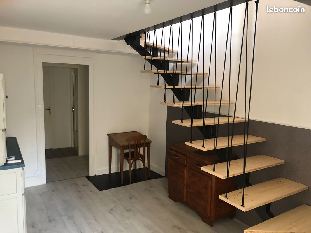 Maison à louer, 120m², Unieux
